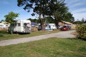 Camping Du Vieux Château : Emplacement Caravane 2 Camping Du Vieux Château Tharon Plage