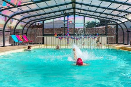 piscine de notre camping à Saint-Michel-Chef-Chef