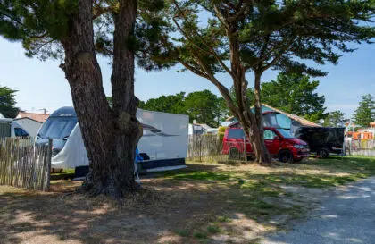 Accueil 15 emplacements camping vieux chateau