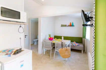 53 Escale 1 ch SLG6762