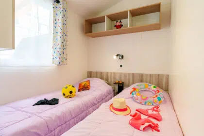 55 Detente 4ch SLG6789