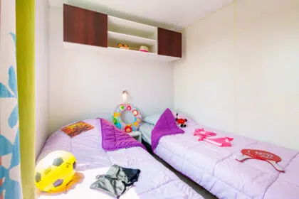 72 Escapade 2ch SLG6868